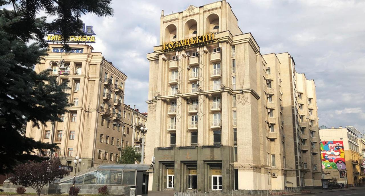 Kozatskiy Hotel Kiev Exterior foto
